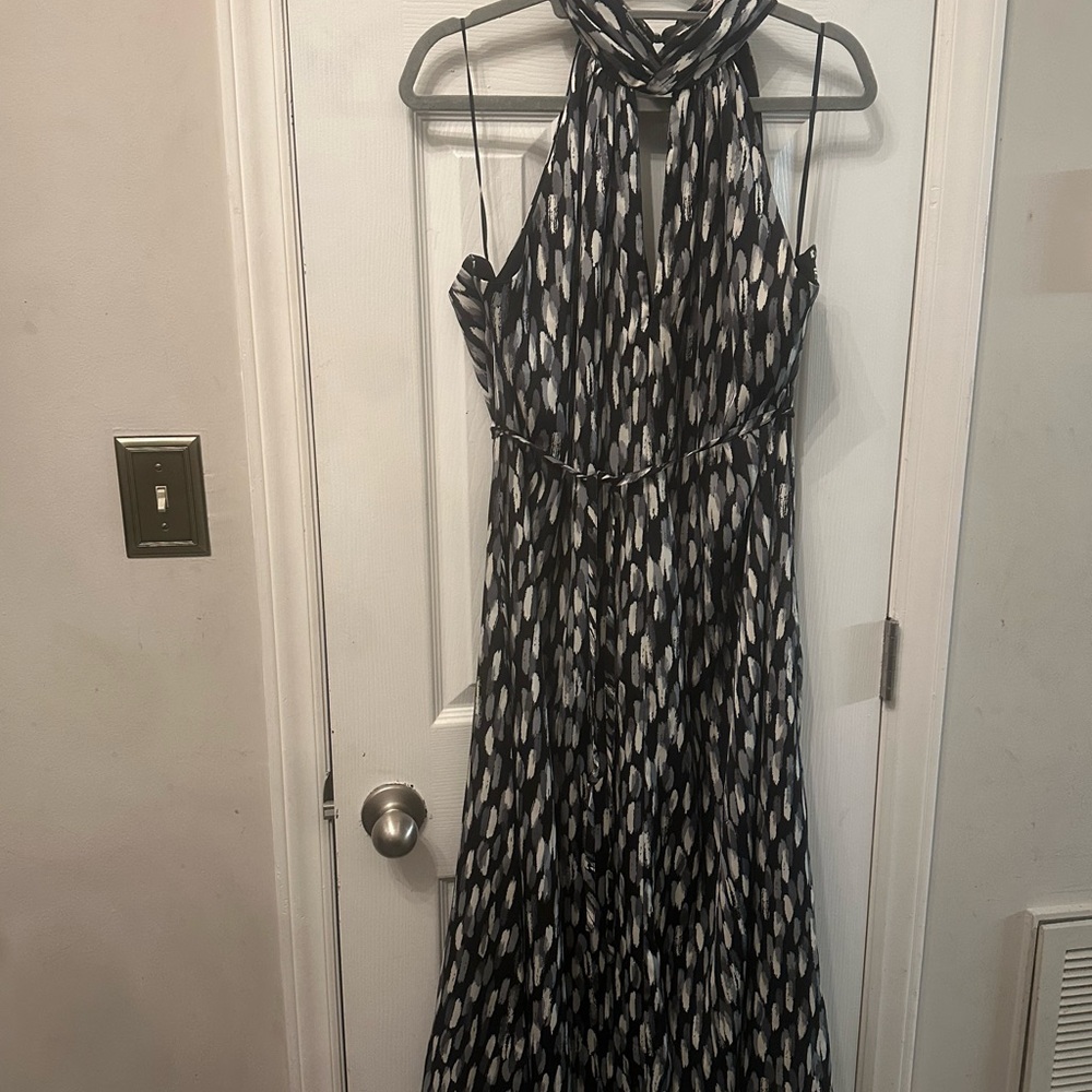 Banana Republic Black and White Patterned Maxi Dress